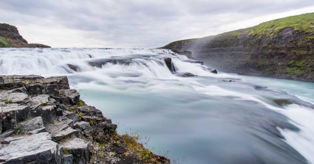 Annual shredding contract vs on-demand NYC service comparison